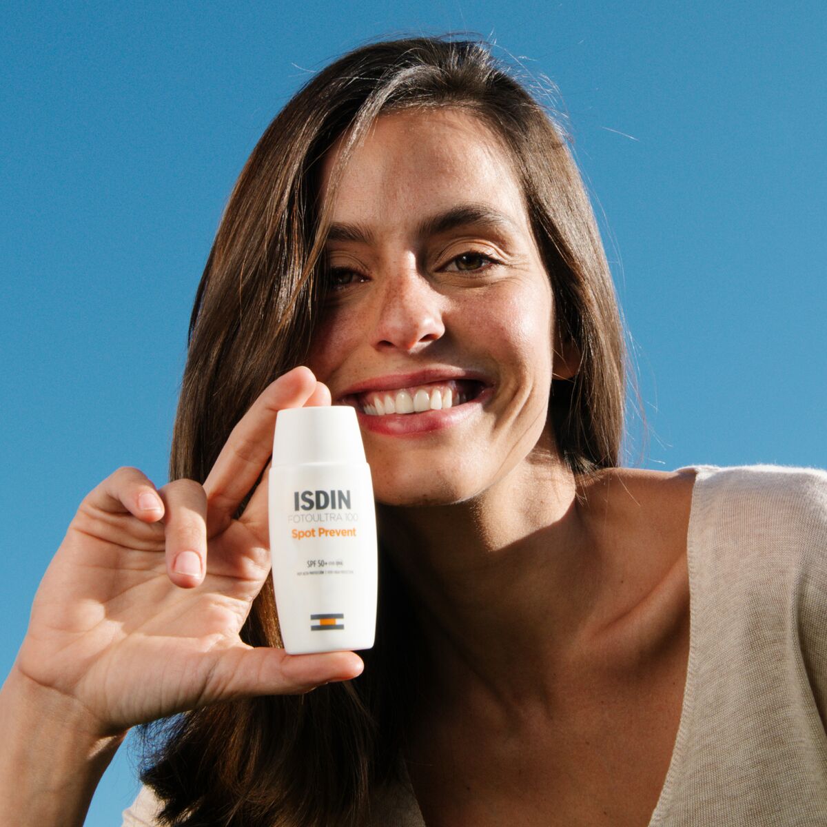 FOTO ISDIN 100 FUSION SPOT PREVENT 50 ML - Imagen 4